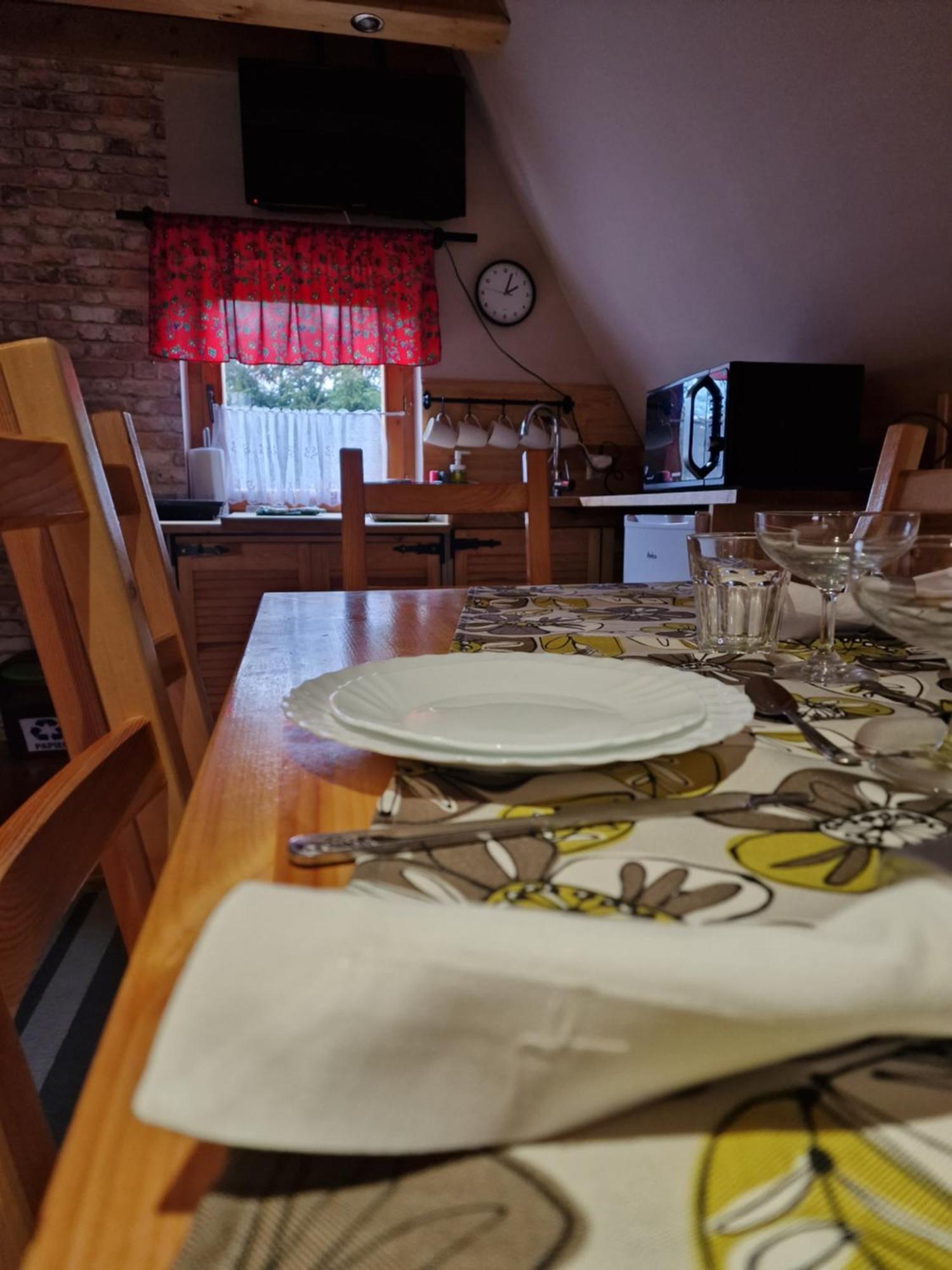 Gosciniec , Z Sauna I Jacuzzi Chalet