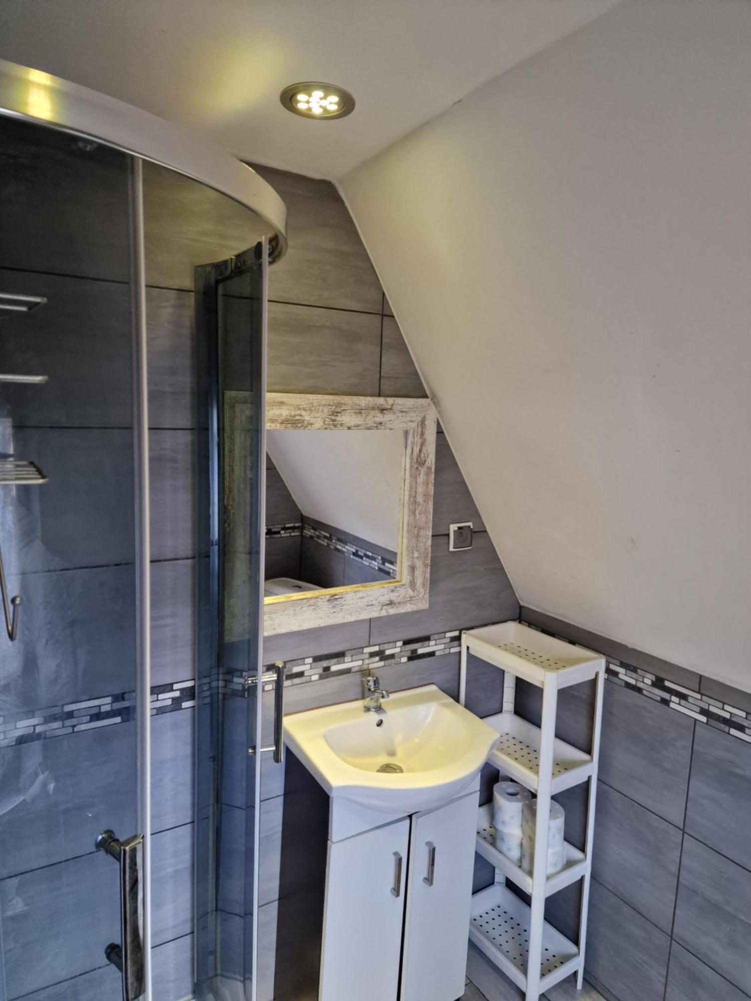 Gosciniec , Z Sauna I Jacuzzi Chalet *