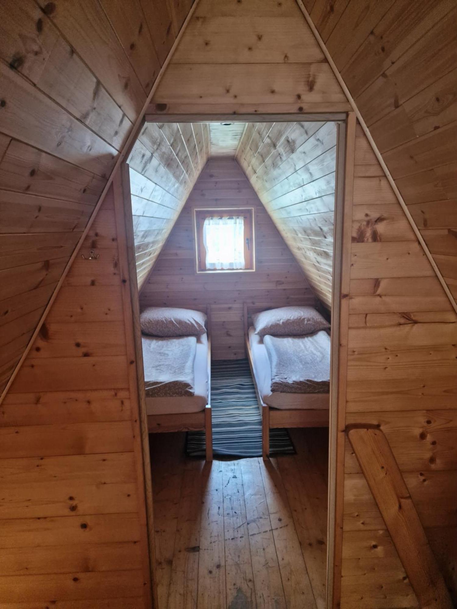 Gosciniec , Z Sauna I Jacuzzi Chalet